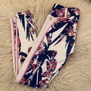 Fabletics leggings size S